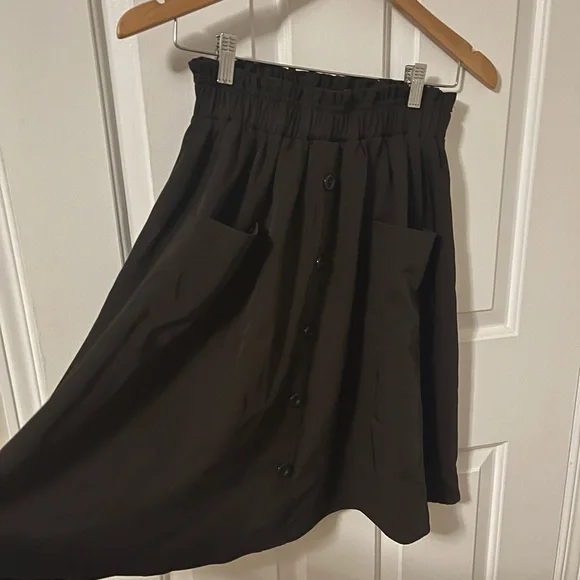 MODCLOTH Knee Length Skirt - Picture 3 of 3